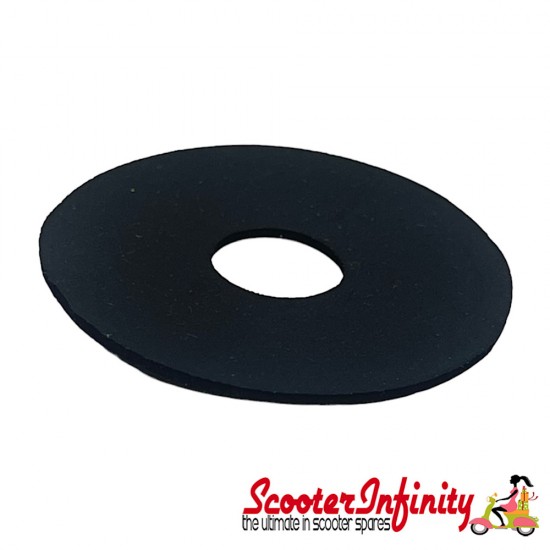 Gasket PIAGGIO Autolube Oil Tank Outlet (1,0mm) (Vespa PX Lusso/T5/Rally with separate lubrication) Gasket PIAGGIO Autolube Oil Tank Outlet (1,0mm) (Vespa PX Lusso/T5/Rally with separate lubrication)