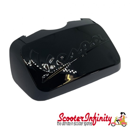 Grab Rail Rear Cover Vespa GTS/GTS Super/GTV/LX/LXV/S (Piaggio) (black shiny)
