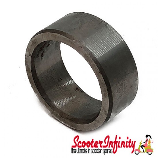 Bush auxiliary shaft OEM QUALITY (Lambretta LI, LIS, SX, TV (series 2-3), DL, GP)