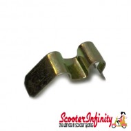 Headlight Headlamp Bulb Holder Clip (Lambretta GP) Headlight Headlamp Bulb Holder Clip (Lambretta GP)