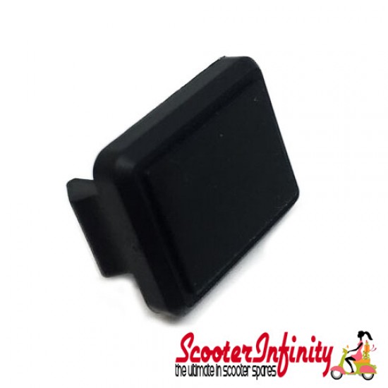 Cover for Control Light PIAGGIO (Vespa  P80-150X/PX80-200E/P200 E  black,  for handlebar cover)