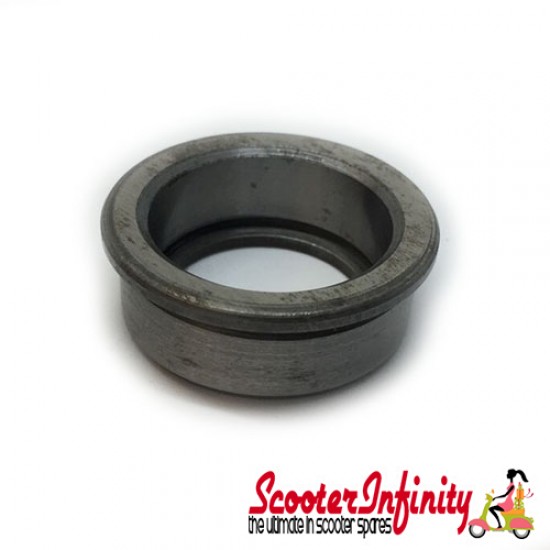 End Plate Needle Bearing Housing (Lambretta GP, LI, SX, TV, GT)