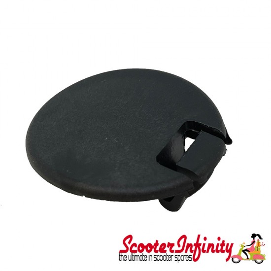 Cover Body Engine Stud PIAGGIO (Vespa GTS/_GTS Super/_GTV)