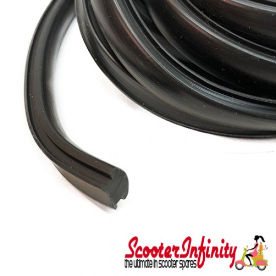 Floor Runner Rubbers FA 14mm, 3800mm, black  (Vespa PK50-125/S/SS/ETS /Automatica/PX80-200/PE /Lusso)