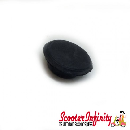 Flywheel Cowl Grommet (Lambretta)