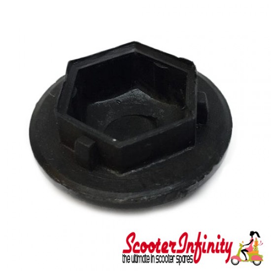 Flywheel Nut Cap Cover (Vespa) (PX/T5/Cosa/LML)