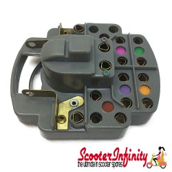 Headlight Headlamp Plug Bulb Holder (Lambretta 125 LI Special/150 LI Special /SX/175 TV 3?/200 SX/TV)