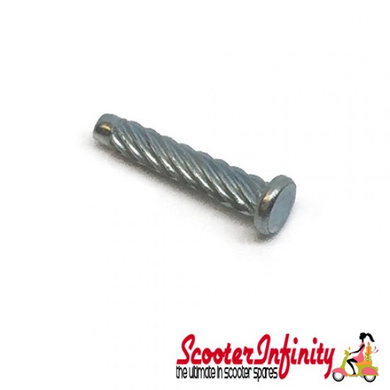 Screw / Rivet 2.5x13.5mm (ZADI lock cover art. no. 17462800 2 pcs necessary, does not fit Art.: 31121000!) Screw / Rivet 2.5x13.5mm (ZADI lock cover art. no. 17462800 2 pcs necessary, does not fit Art.: 31121000!)