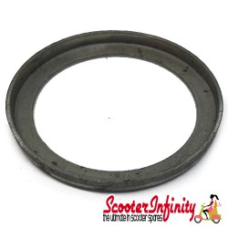 Oil Seal Flywheel Retainer Retaining CASA (Lambretta)