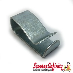Sidepanel Rubber Buffer Clip Metal (Lambretta GP, LI, SX, TV, GT)