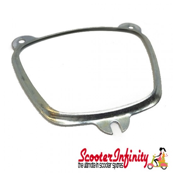 Speedo Retaining Plate (Lambretta GP, LI, SX, TV - Series 3 Models)