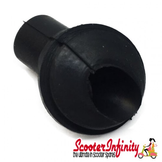 Grommet Rubber Wiring Loom & Throttle Cable (Vespa P Range, PX, T5, T5 Classic, LML)