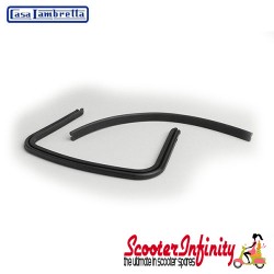 Rubber (bridge piece/frame/legshield) Black - CASA (Lambretta DL, GP)