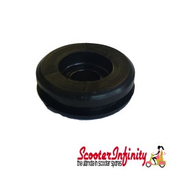 Fuel Petrol Tap Lever Rubber (22mm, Black) (Vespa PX80-200 E Lusso/`98 /`MY/T5/`11)