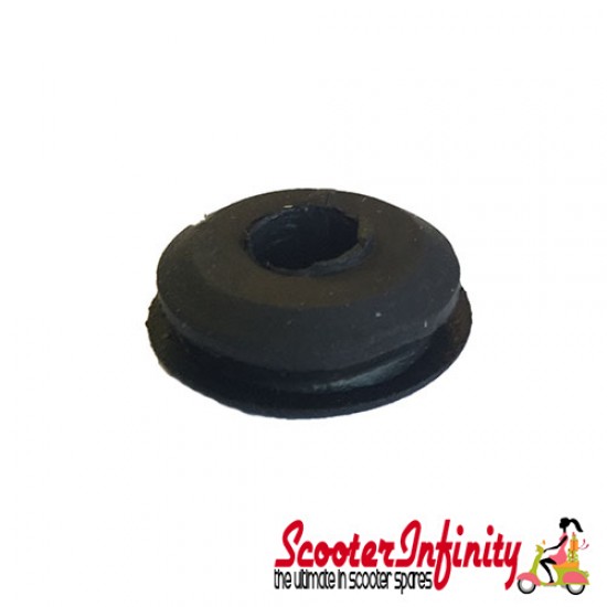 Fuel Petrol Tap Lever Rubber (20mm, Black) (Vespa 50-125 PV/ET3/PK/S /XL/VNA-TS/150 VBA-T4/160 GS /180 SS/Rally/P80-150X/PX80 -200E/Lusso 1?/P150S/P200E) Fuel Petrol Tap Lever Rubber (20mm, Black) (Vespa 50-125 PV/ET3/PK/S /XL/VNA-TS/150 VBA-T4/160 GS /180 SS/Rally/P80-150X/PX80 -200E/Lusso 1?/P150S/P200E)