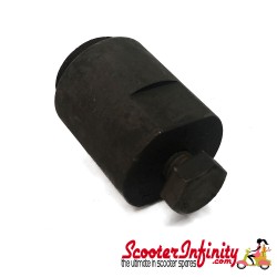 Flywheel Puller LML (LML Star 125-200 4T/Star Deluxe 125-150 4S/Speedy /Stella) Flywheel Puller LML (LML Star 125-200 4T/Star Deluxe 125-150 4S/Speedy /Stella)