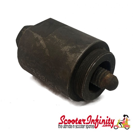 Flywheel Puller LML (LML Star 125-200 4T/Star Deluxe 125-150 4S/Speedy /Stella) Flywheel Puller LML (LML Star 125-200 4T/Star Deluxe 125-150 4S/Speedy /Stella)