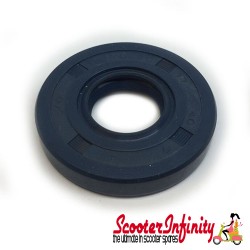 Oil Seal Front Hub (17x40x7) (Vespa Super, Sprint, Rally)